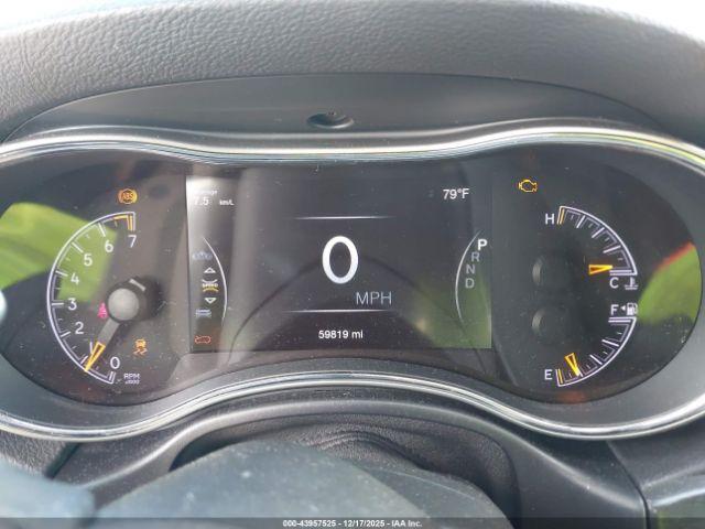 Jeep Grand Cherokee Altitude 4x4 Image 8