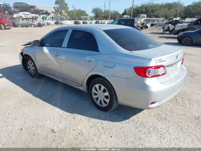 Toyota Corolla L Image 9