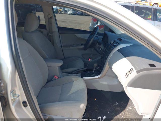 Toyota Corolla L Image 16