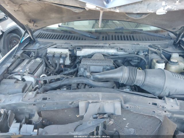 Ford Expedition Image 2