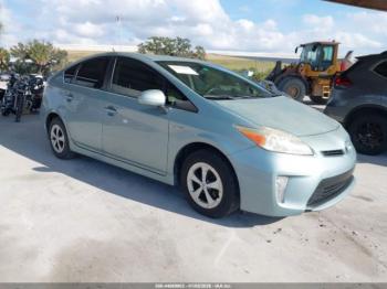  Salvage Toyota Prius
