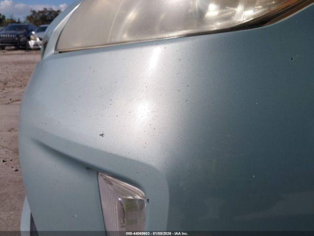 Toyota Prius Three Image 6