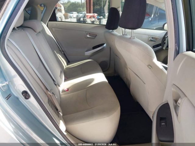 Toyota Prius Three Image 14