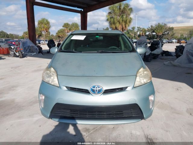 Toyota Prius Three Image 7