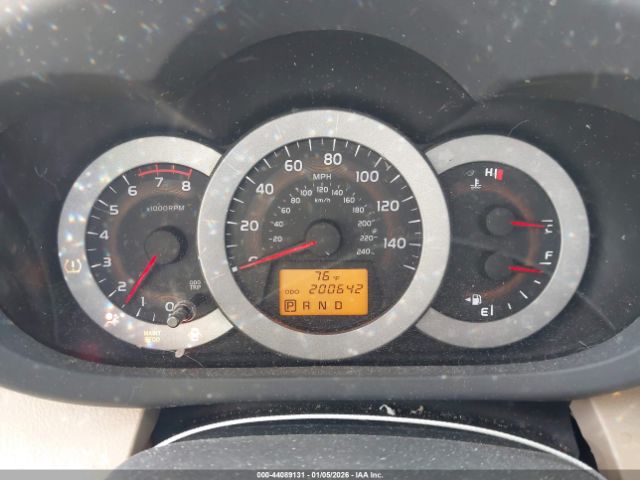 Toyota RAV4 Limited V6 Image 11