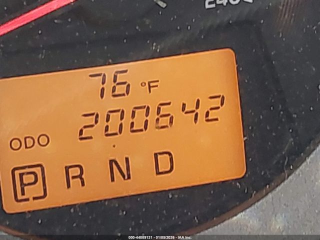 Toyota RAV4 Limited V6 Image 17