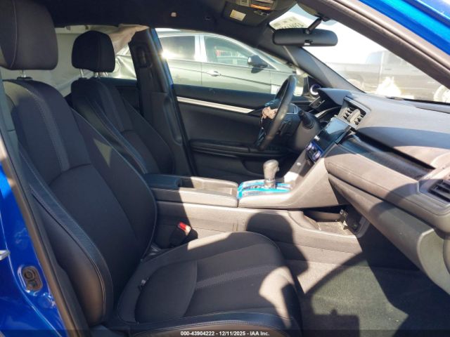 Honda Civic Sport Image 11