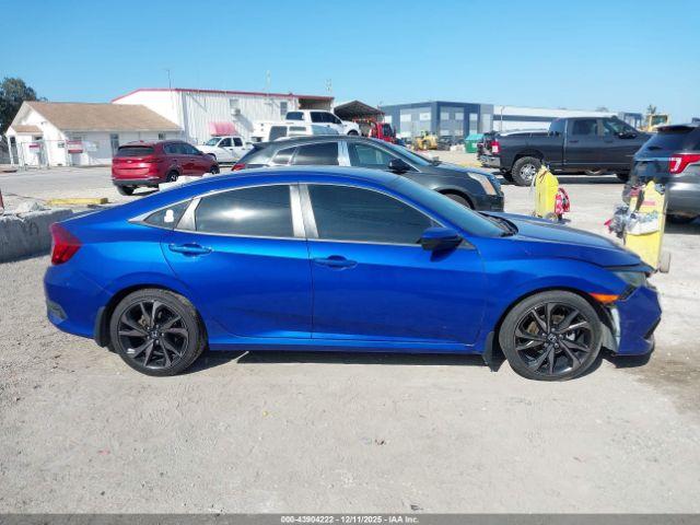 Honda Civic Sport Image 9