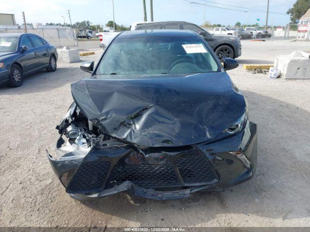 Toyota Camry Xse Image 16