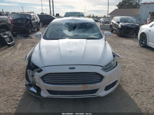Ford Fusion Se Image 7