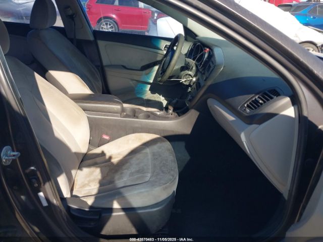 Kia Optima Lx Image 11