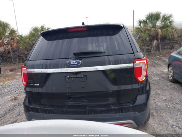 Ford Explorer Limited Image 12