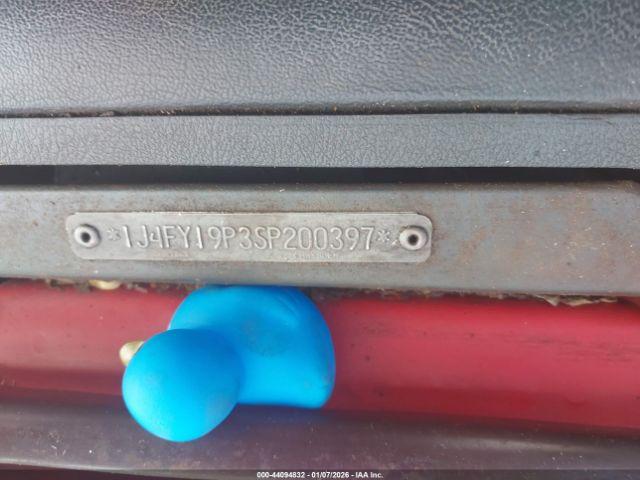 Jeep Wrangler Image 4