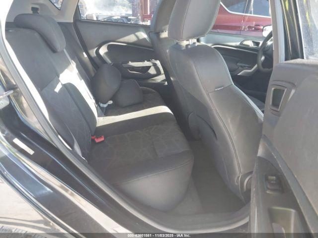 Ford Fiesta Se Image 7