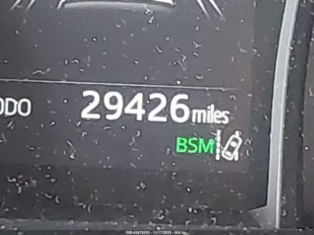 Toyota Camry Se Image 11