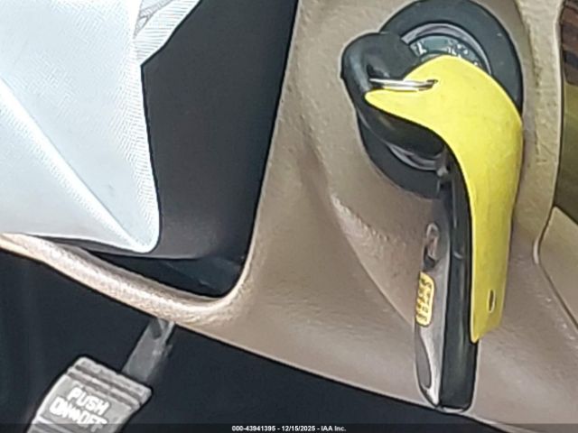 Hyundai SANTA FE Limited V6 Image 7