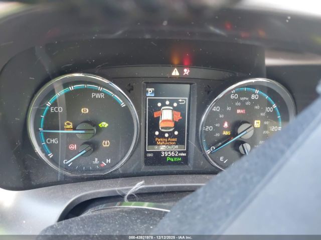 Toyota RAV4 Hybrid Se Image 13