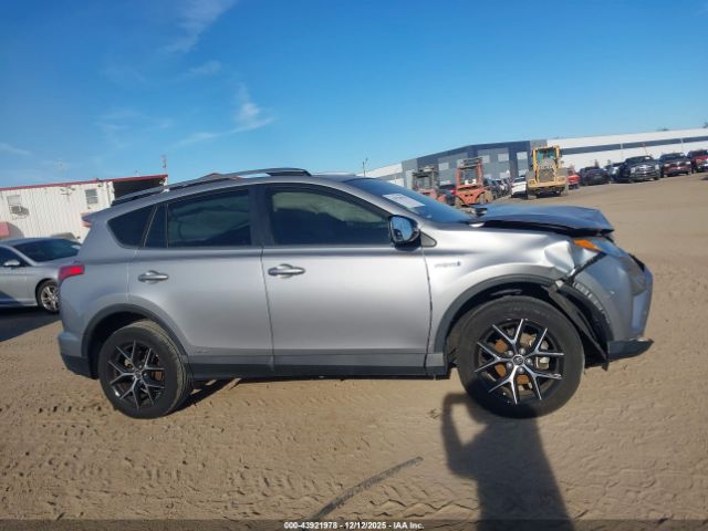 Toyota RAV4 Hybrid Se Image 9