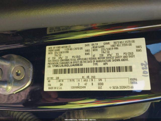 Ford Escape Titanium Image 15