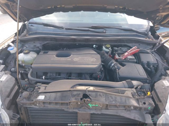 Ford Escape Titanium Image 6