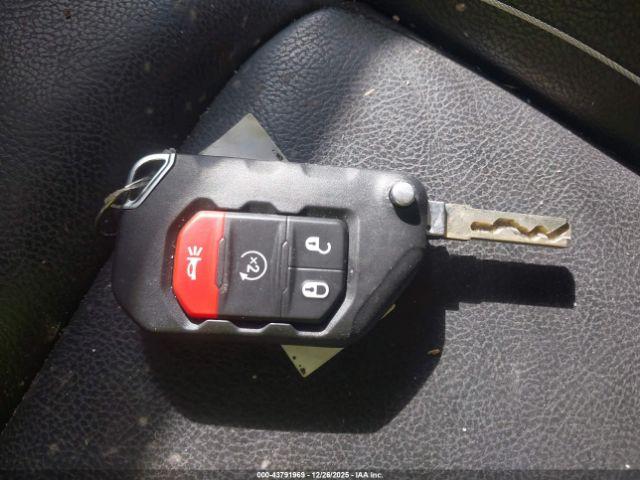 Jeep Wrangler 4-door Rubicon 4x4 Image 9