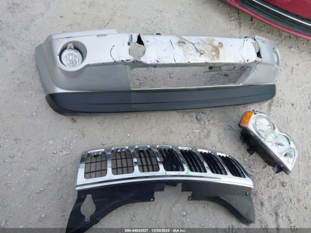 Jeep Grand Cherokee Limited Image 12