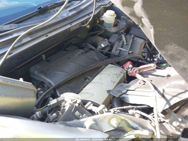 Mitsubishi Outlander Ls Image 8