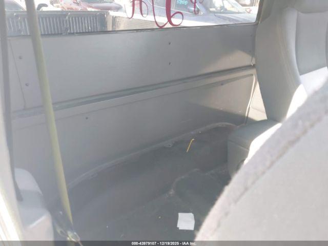 Ford Ranger Image 10