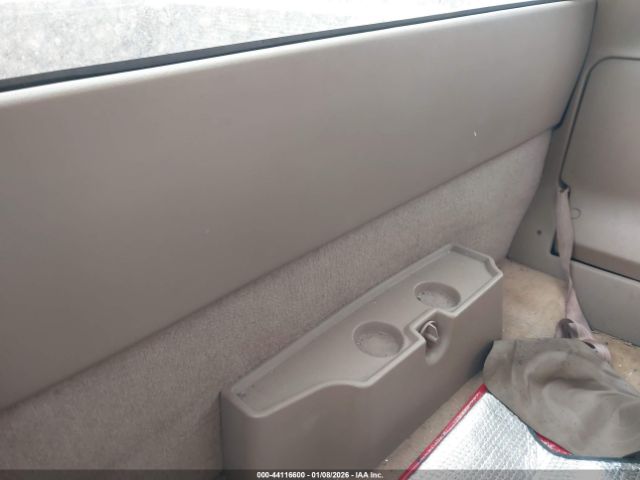 Chevrolet S-10 Ls Fleetside Image 14