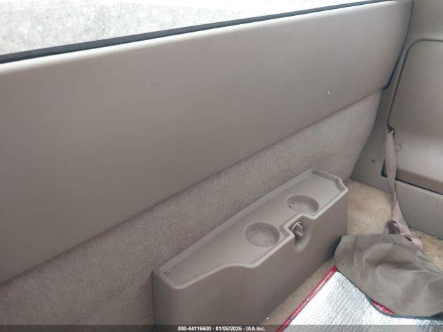 Chevrolet S-10 Ls Fleetside Image 14