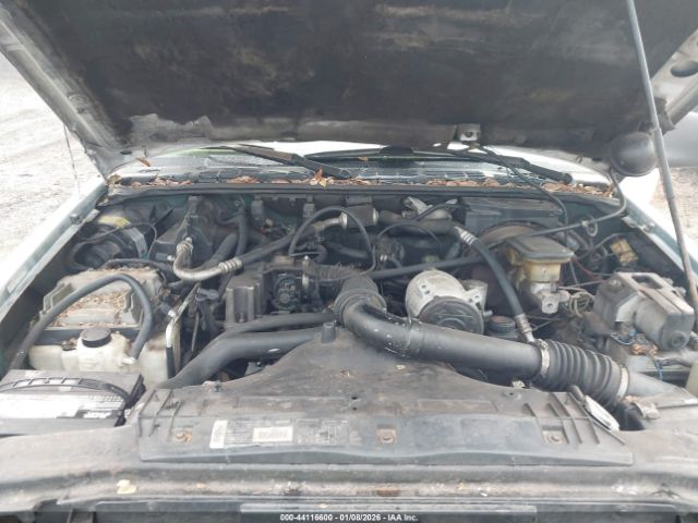 Chevrolet S-10 Ls Fleetside Image 10