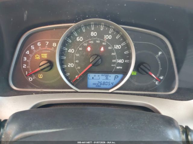 Toyota RAV4 Le Image 6