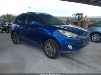  Salvage Hyundai TUCSON