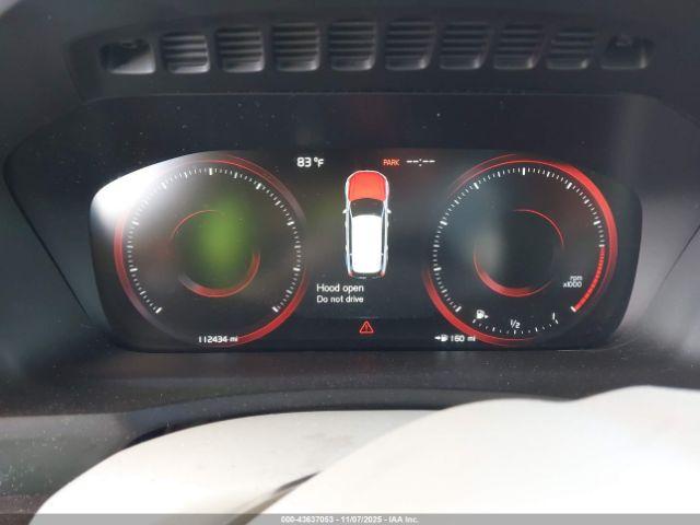 Volvo XC90 T6 Momentum Image 4