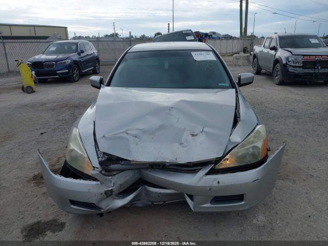 Honda Accord 2.4 Lx Image 11