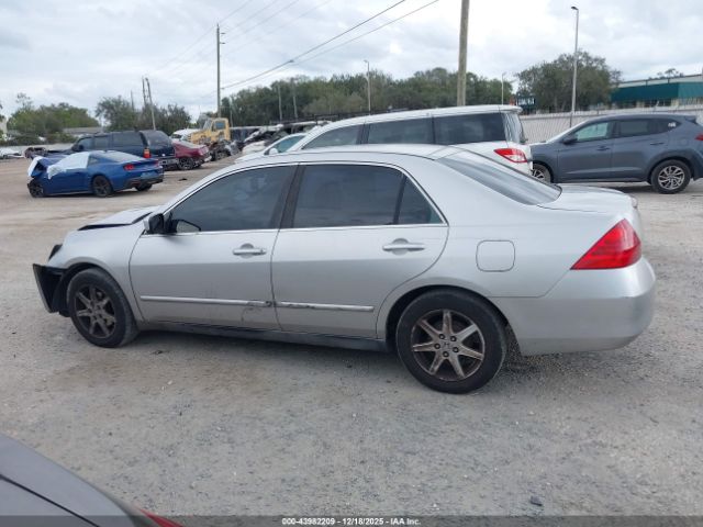 Honda Accord 2.4 Lx Image 13