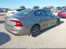 Volvo S60 T5 Momentum Image 12