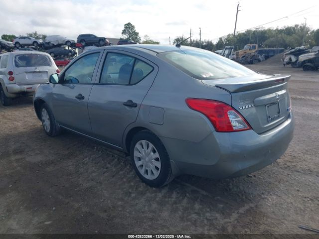 Nissan Versa 1.6 S+ Image 2