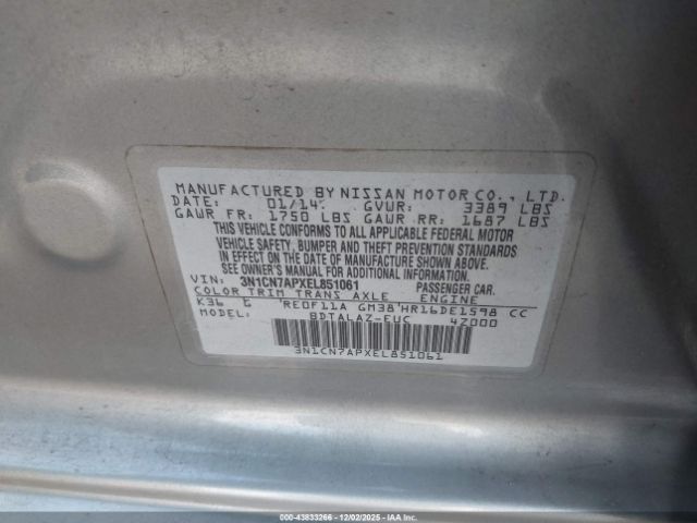 Nissan Versa 1.6 S+ Image 8