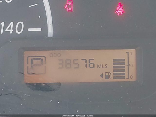 Nissan Versa 1.6 S+ Image 9