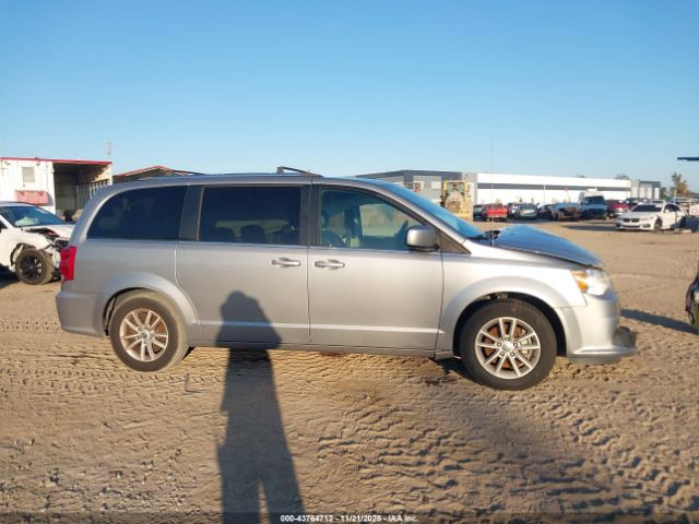 Dodge Grand Caravan Sxt Image 3