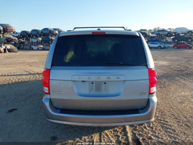 Dodge Grand Caravan Sxt Image 8