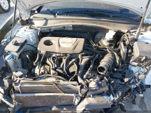 Kia Optima Lx Turbo Image 3