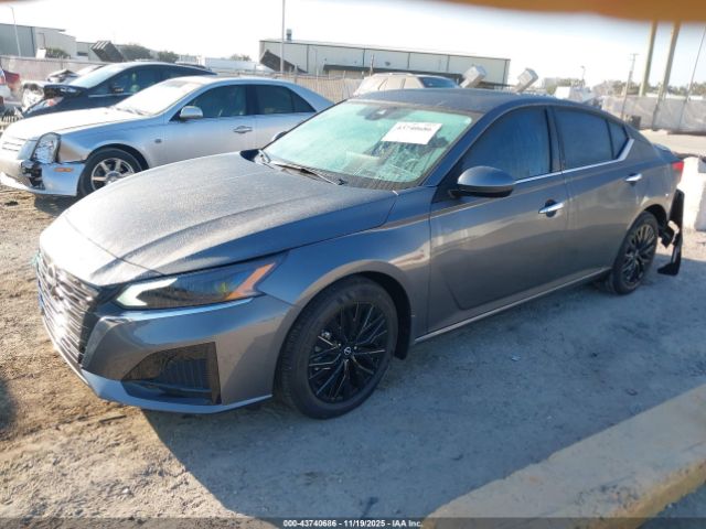 Nissan Altima Sv Fwd Image 10