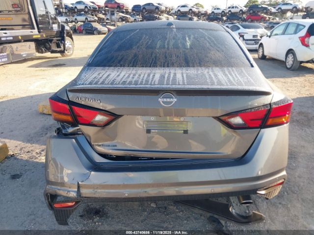 Nissan Altima Sv Fwd Image 9