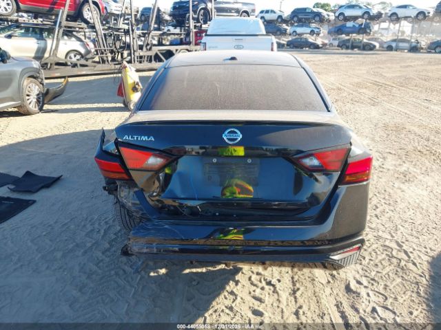 Nissan Altima 2.5 S Image 14