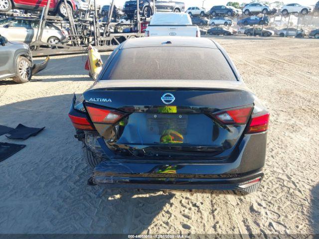 Nissan Altima 2.5 S Image 14