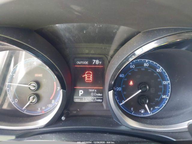 Toyota Corolla S Plus Image 3