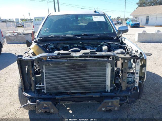 Chevrolet Silverado 1500 1lt Image 11