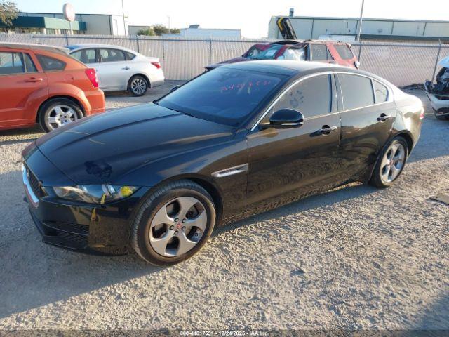 Jaguar XE 25t Image 2